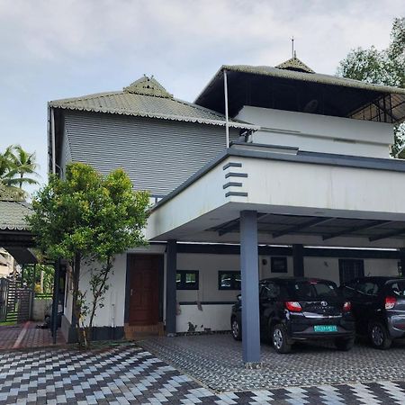 Ebs Guest House Nedumbassery Zewnętrze zdjęcie