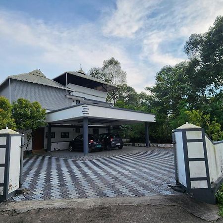 Ebs Guest House Nedumbassery Zewnętrze zdjęcie